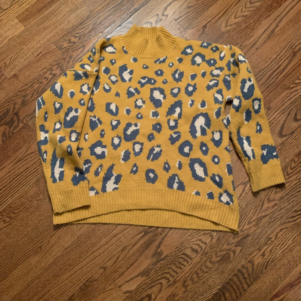 Hem & Thread Yellow Print Sweater- Medium